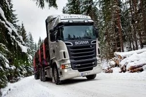 Подборка грузовых шин для зимних условий: безопасность на дорогах